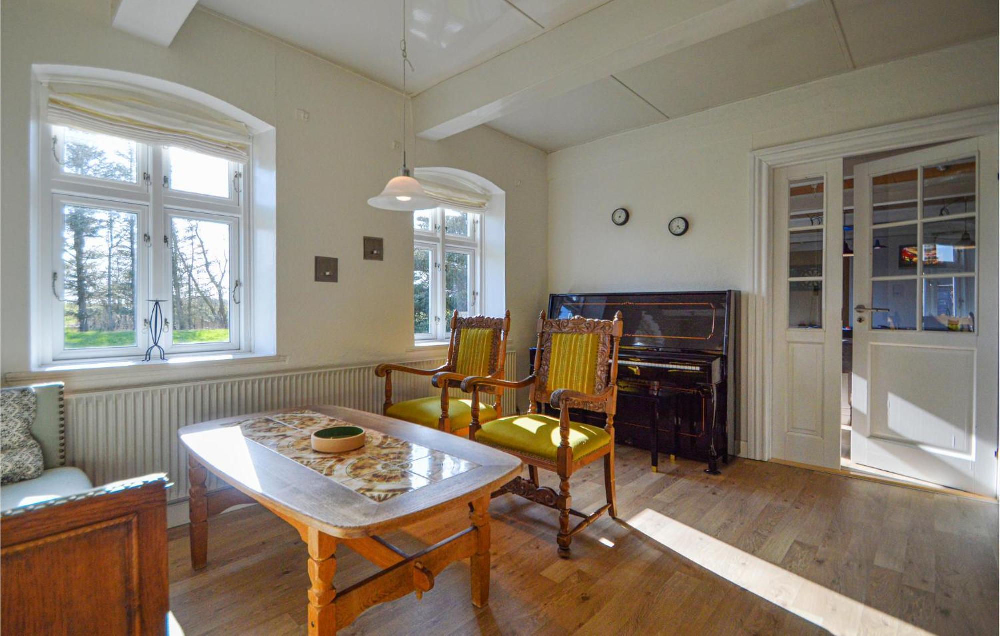 Ballum Awesome Home In Bredebro With Kitchen מראה חיצוני תמונה